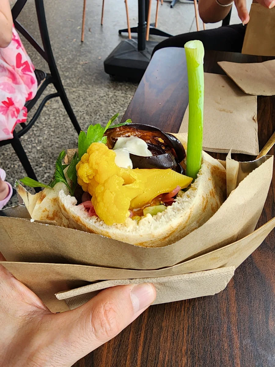 Food & drink, Little Byronian