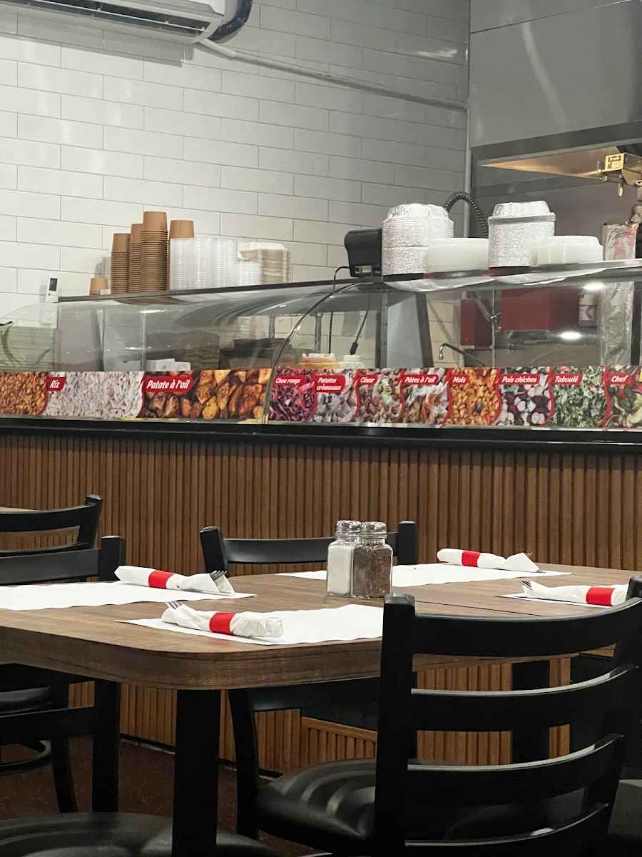 Vibe, Jim's Rotisserie & Shish Taouk