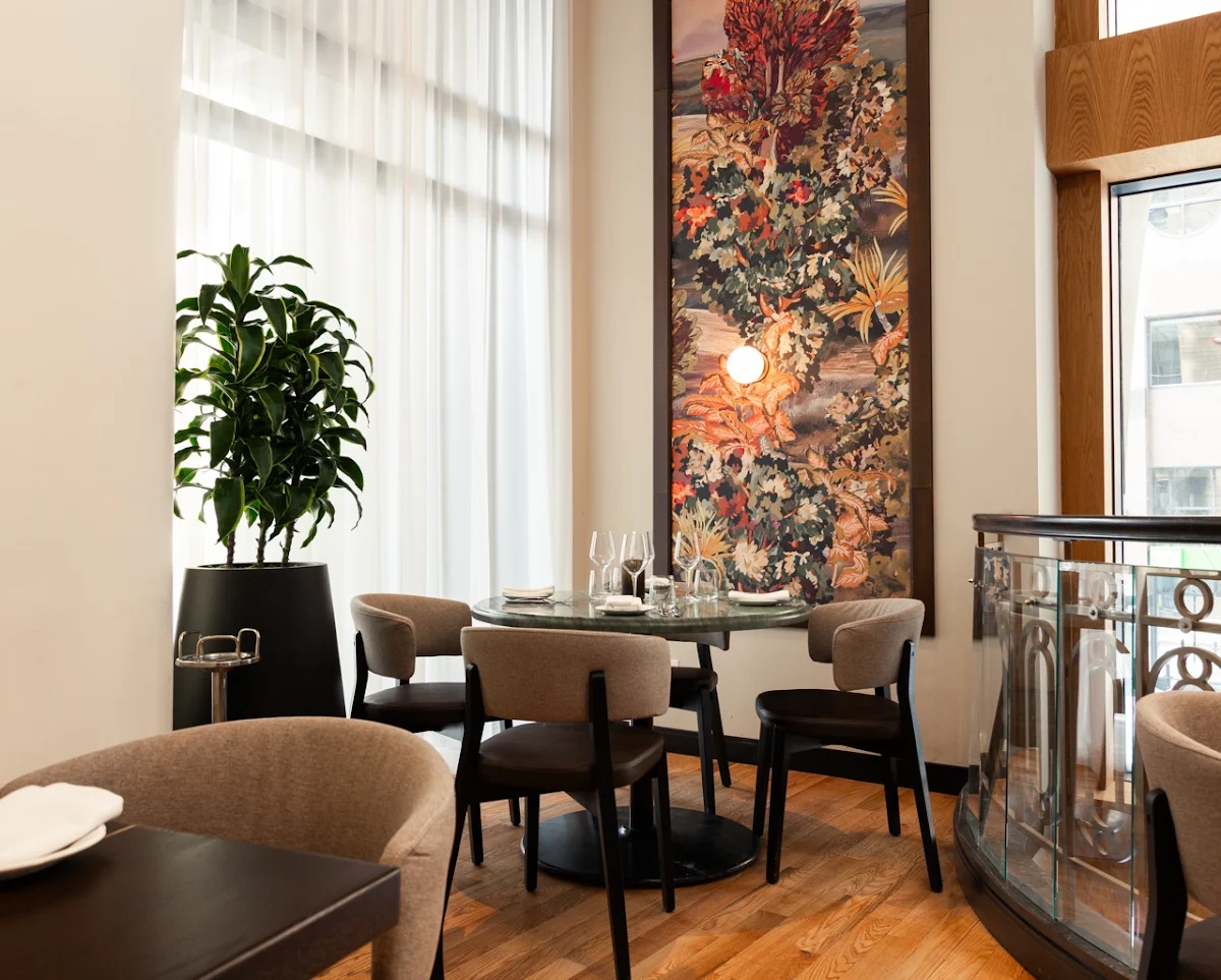 Vibe, Restaurant Benjamin