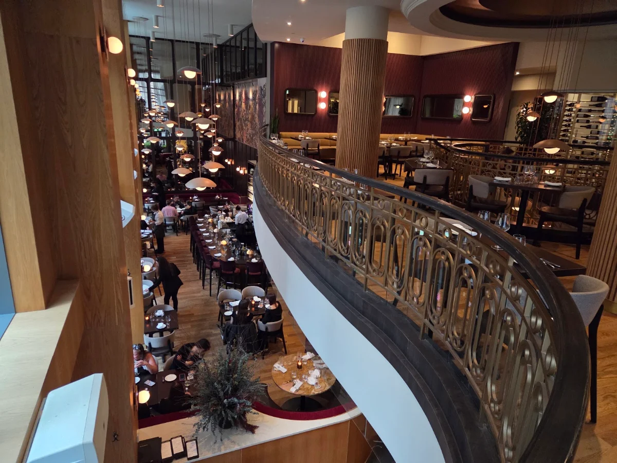 Vibe, Restaurant Benjamin