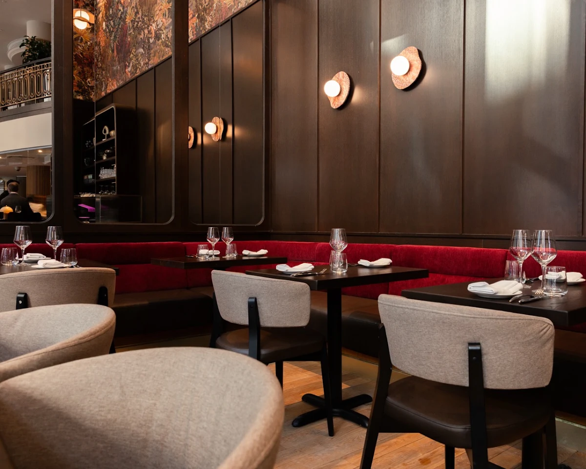 Vibe, Restaurant Benjamin