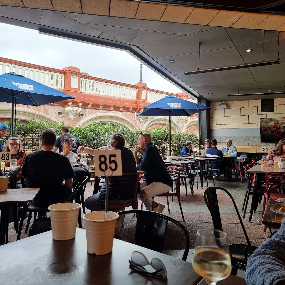 Vibe, Street Eats Eatery
