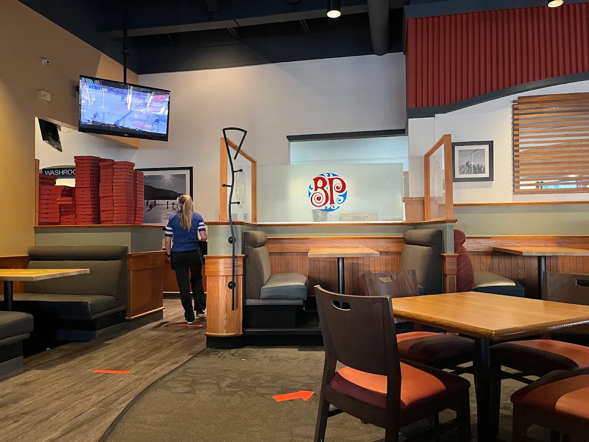 Vibe, Boston Pizza