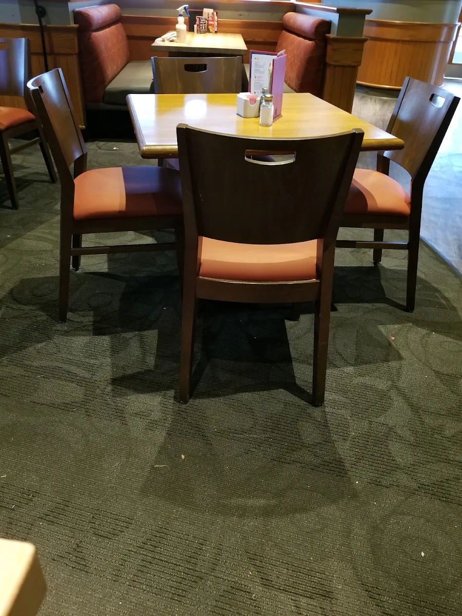 Vibe, Boston Pizza