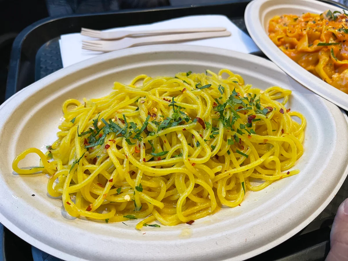 Food & drink, Str'eats Pasta Bar & Desserts