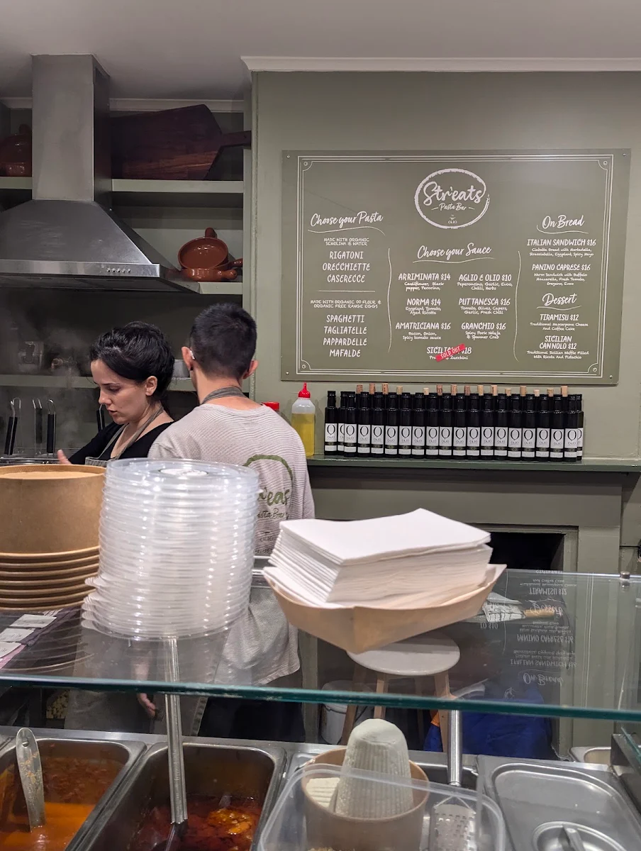Vibe, Str'eats Pasta Bar & Desserts