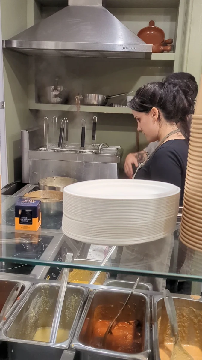 Vibe, Str'eats Pasta Bar & Desserts