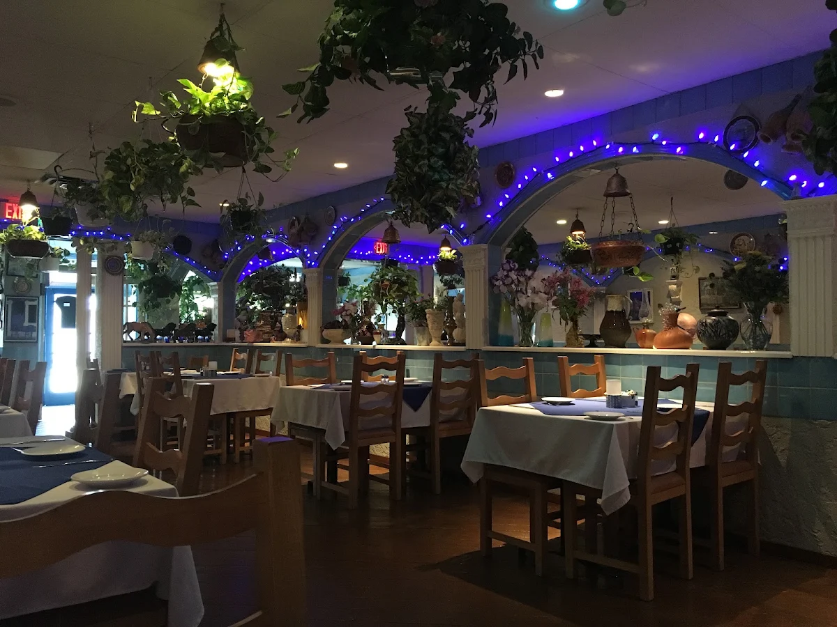 Vibe, Pyrgos Taverna