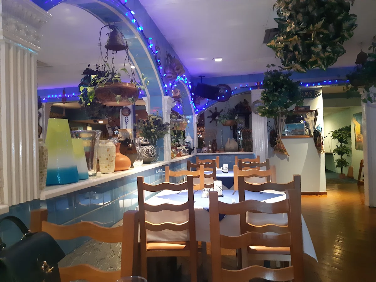 Vibe, Pyrgos Taverna