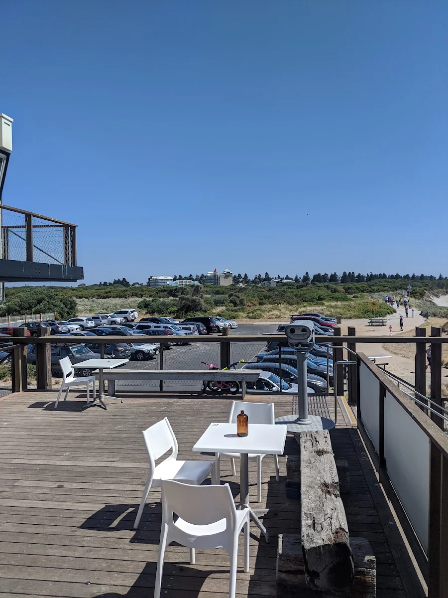 Vibe, Pavilion Cafe & Bar