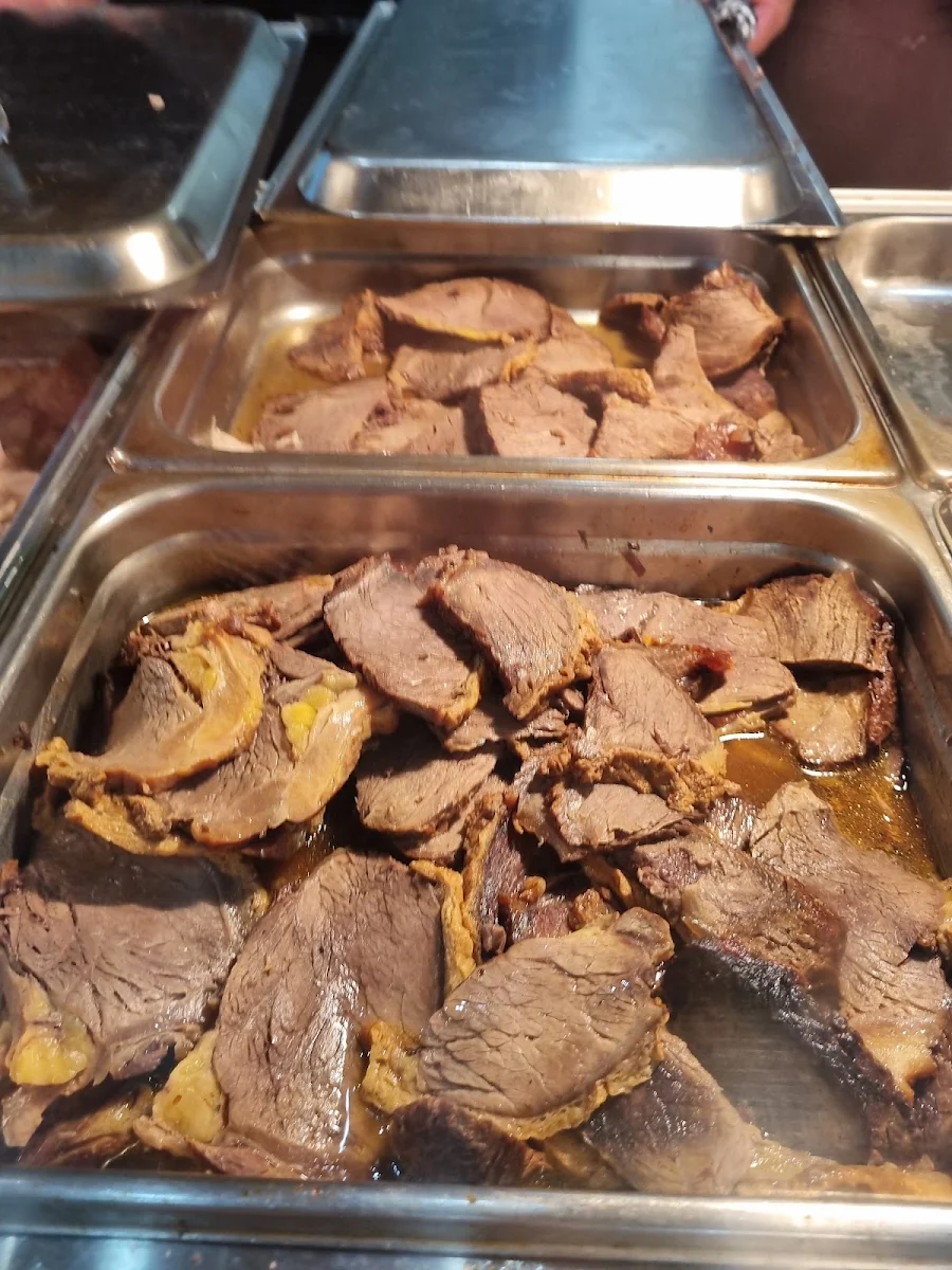 Food & drink, Tre's Carvery
