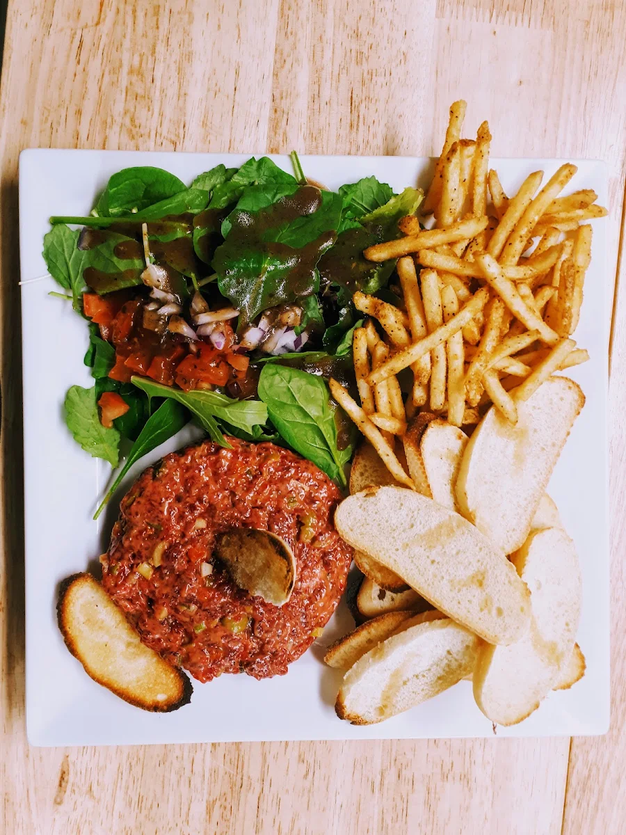Food & drink, Le Modeste Resto Café Bar