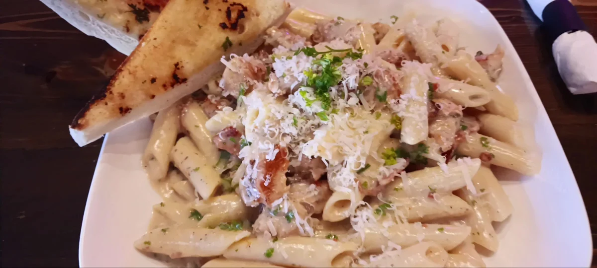 Food & drink, Stallones Kitchen + Bar