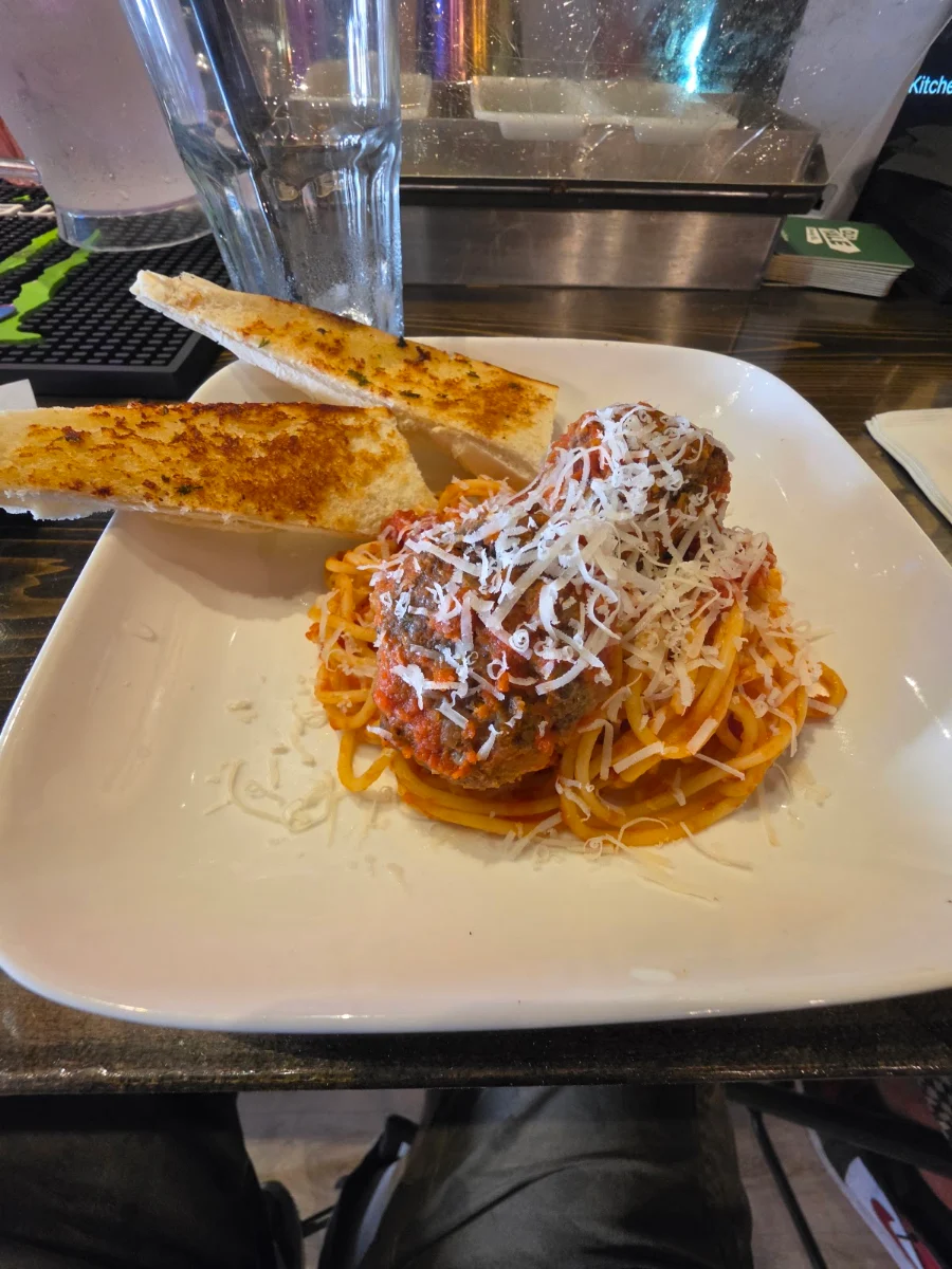 Food & drink, Stallones Kitchen + Bar