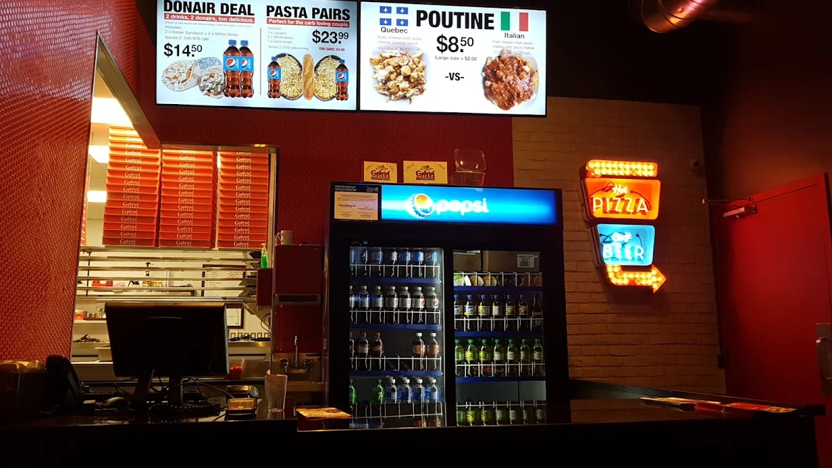 Vibe, Gabriel Pizza