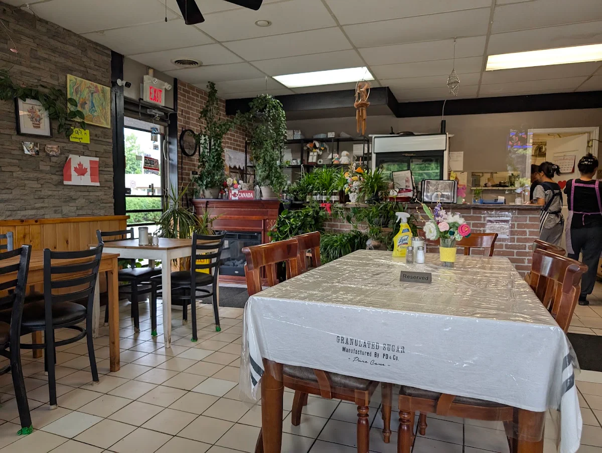 Vibe, 331 Atherley Diner