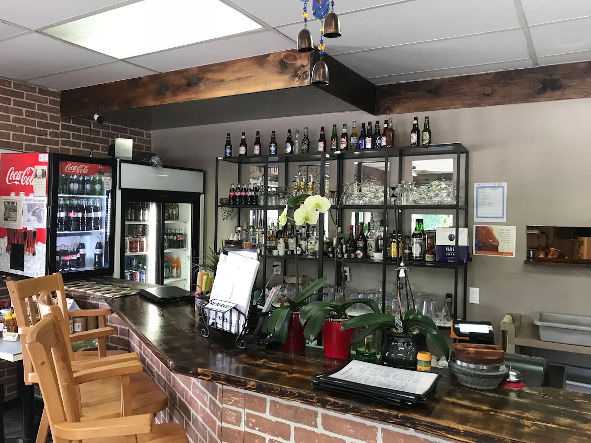 Vibe, 331 Atherley Diner