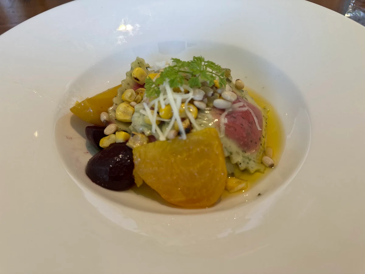 Food & drink, Grandview Restaurant
