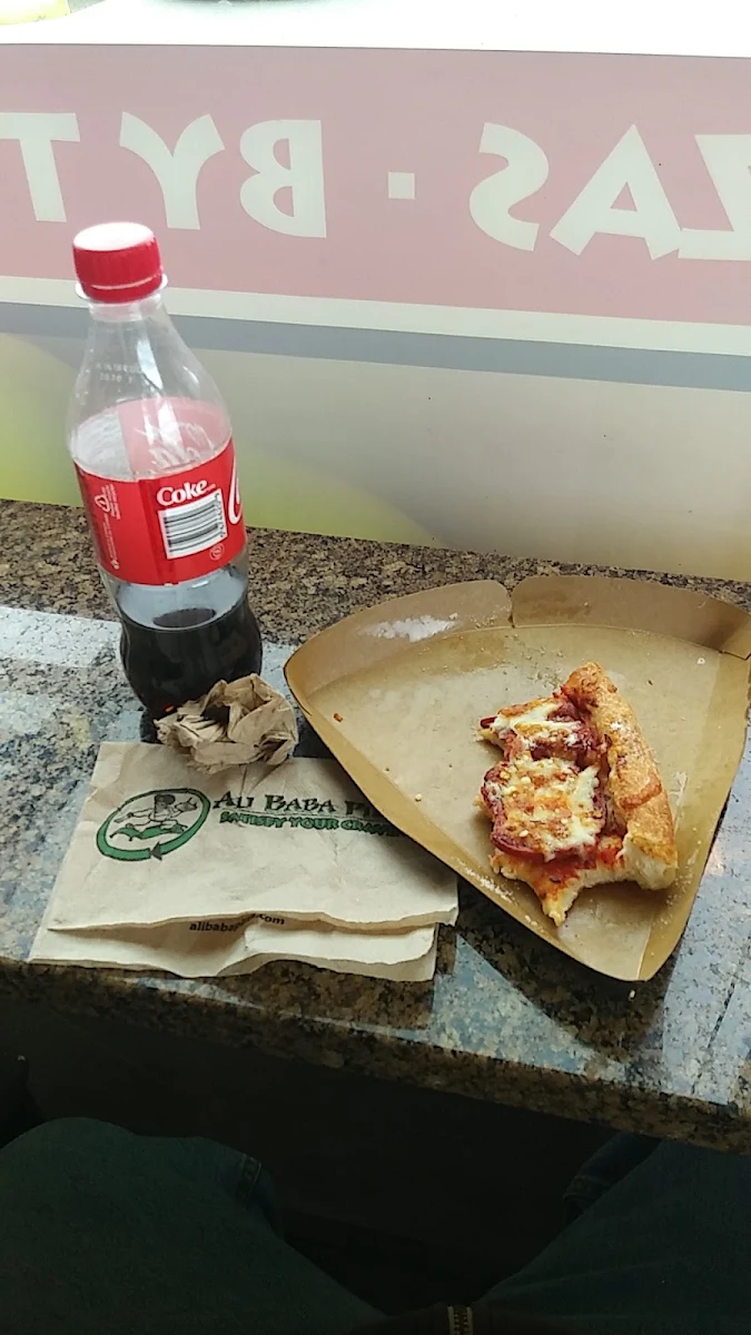 Food & drink, Ali Baba Pizza Duncan