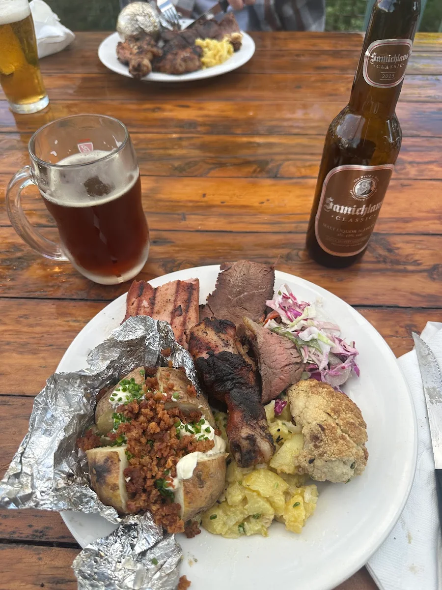 Food & drink, Walcha Road Hotel
