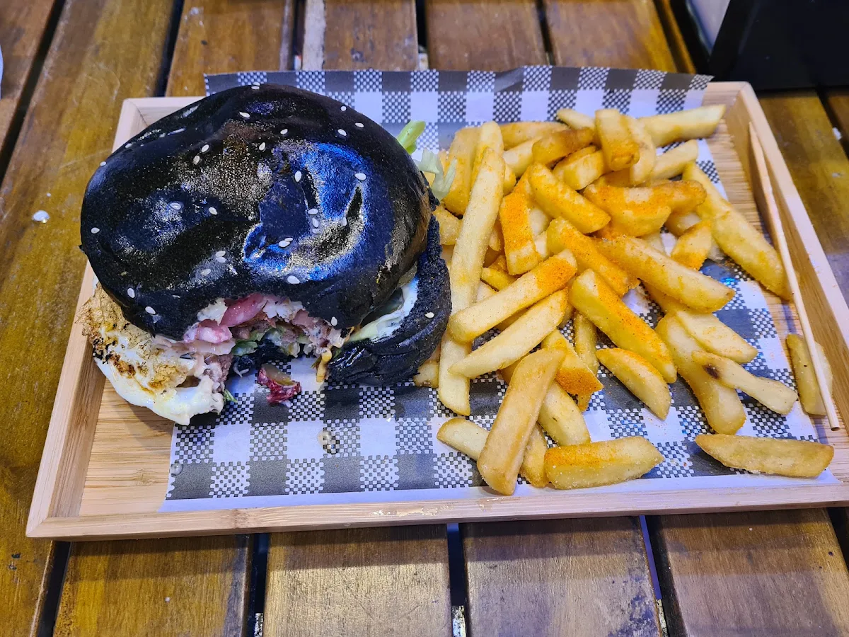 Food & drink, Buns On Wheels