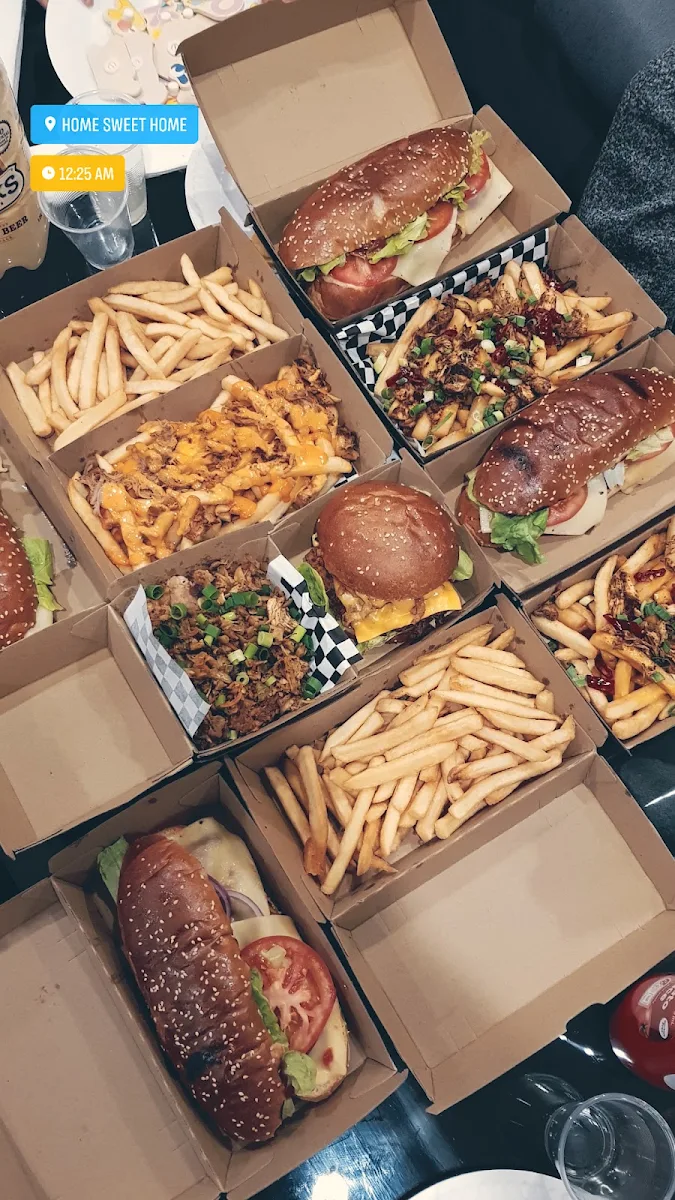 Food & drink, Buns On Wheels
