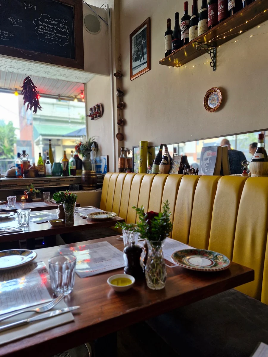 Vibe, Cafe Terroni