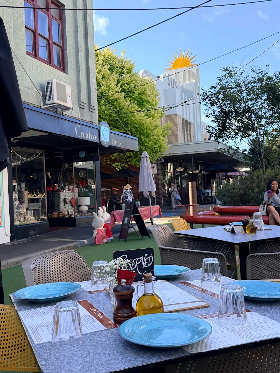 Vibe, Cafe Terroni