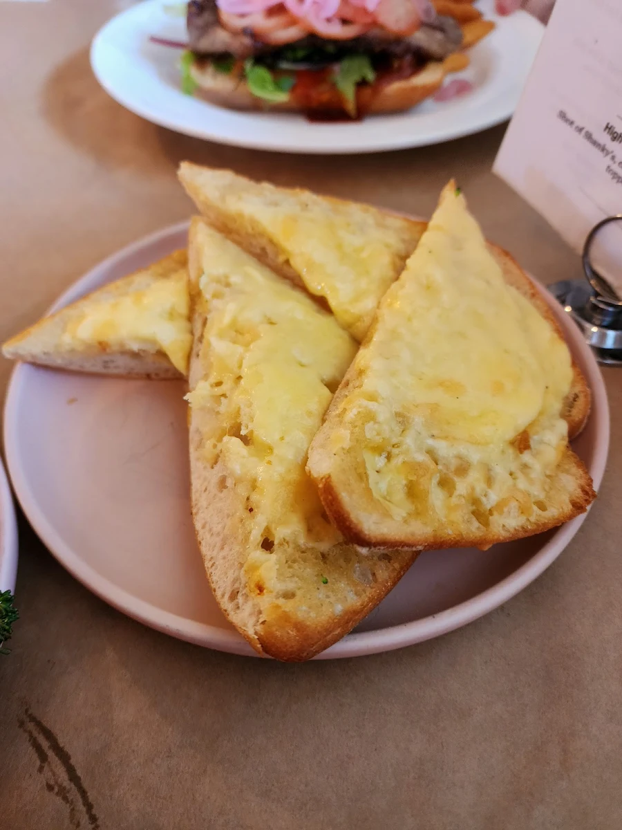 Food & drink, Inverleigh Hotel