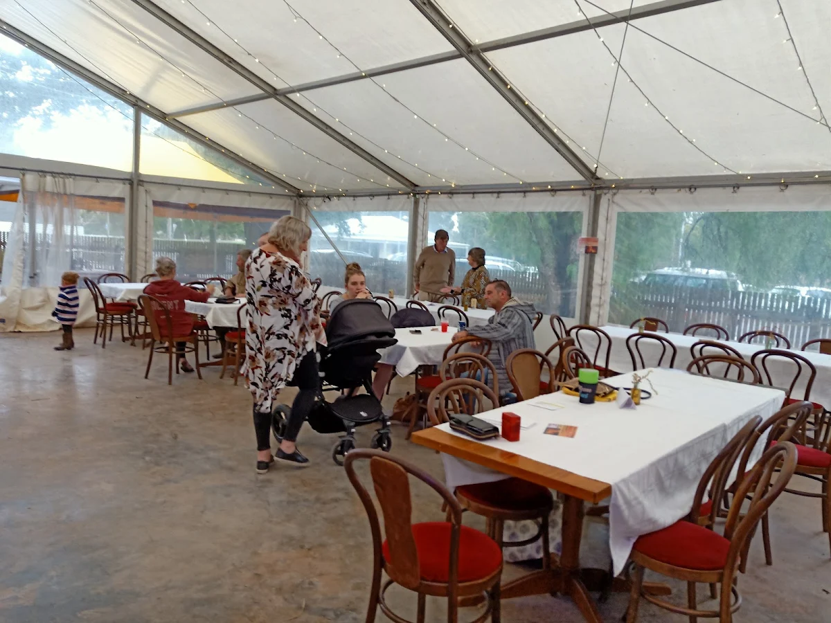 Vibe, Inverleigh Hotel