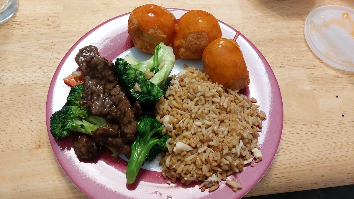 Food & drink, Lucky Chinese Food Takeout