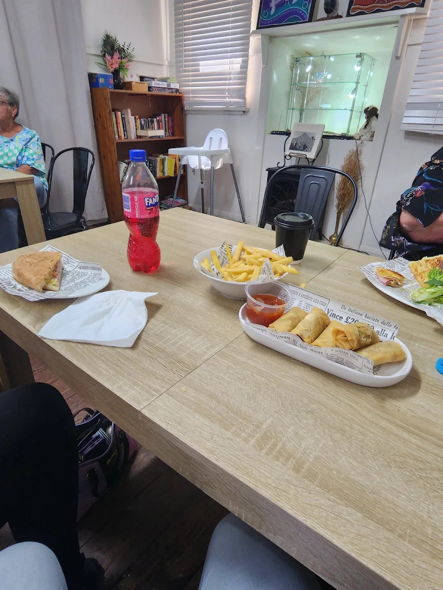 Food & drink, Wilcannia Cafe 2836