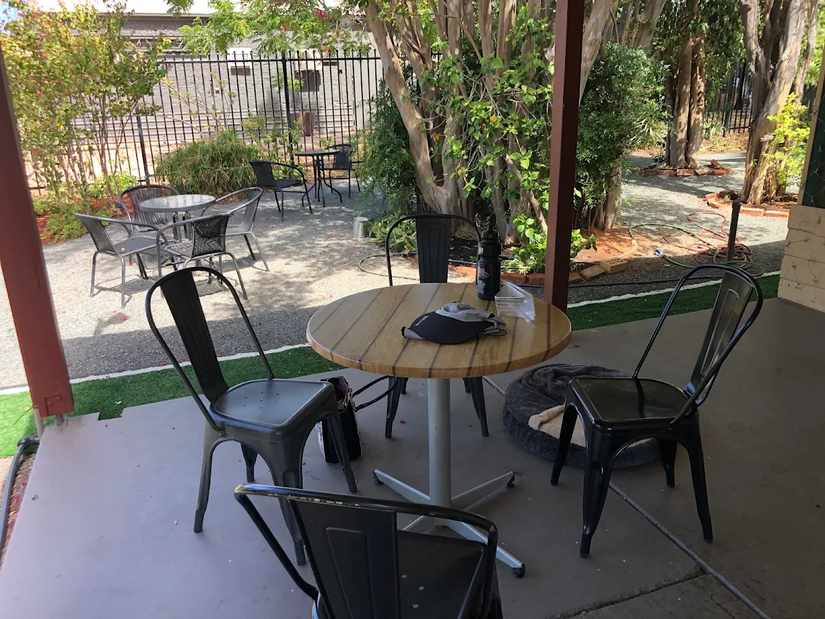 Vibe, Wilcannia Cafe 2836