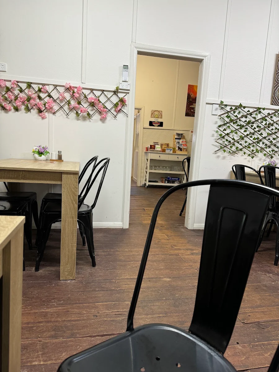 Vibe, Wilcannia Cafe 2836