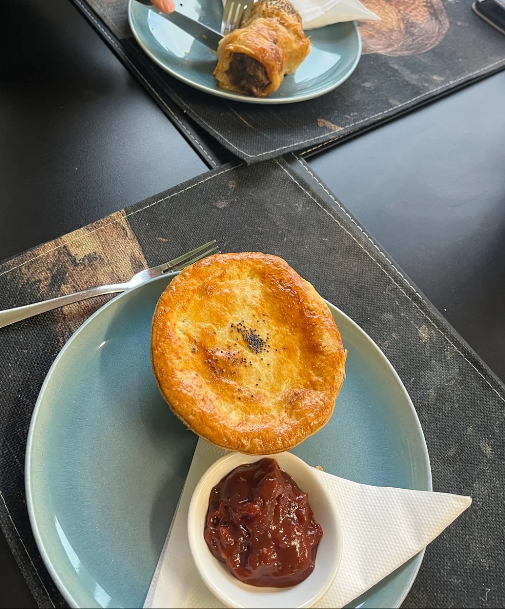 Food & drink, Burrow and Brew