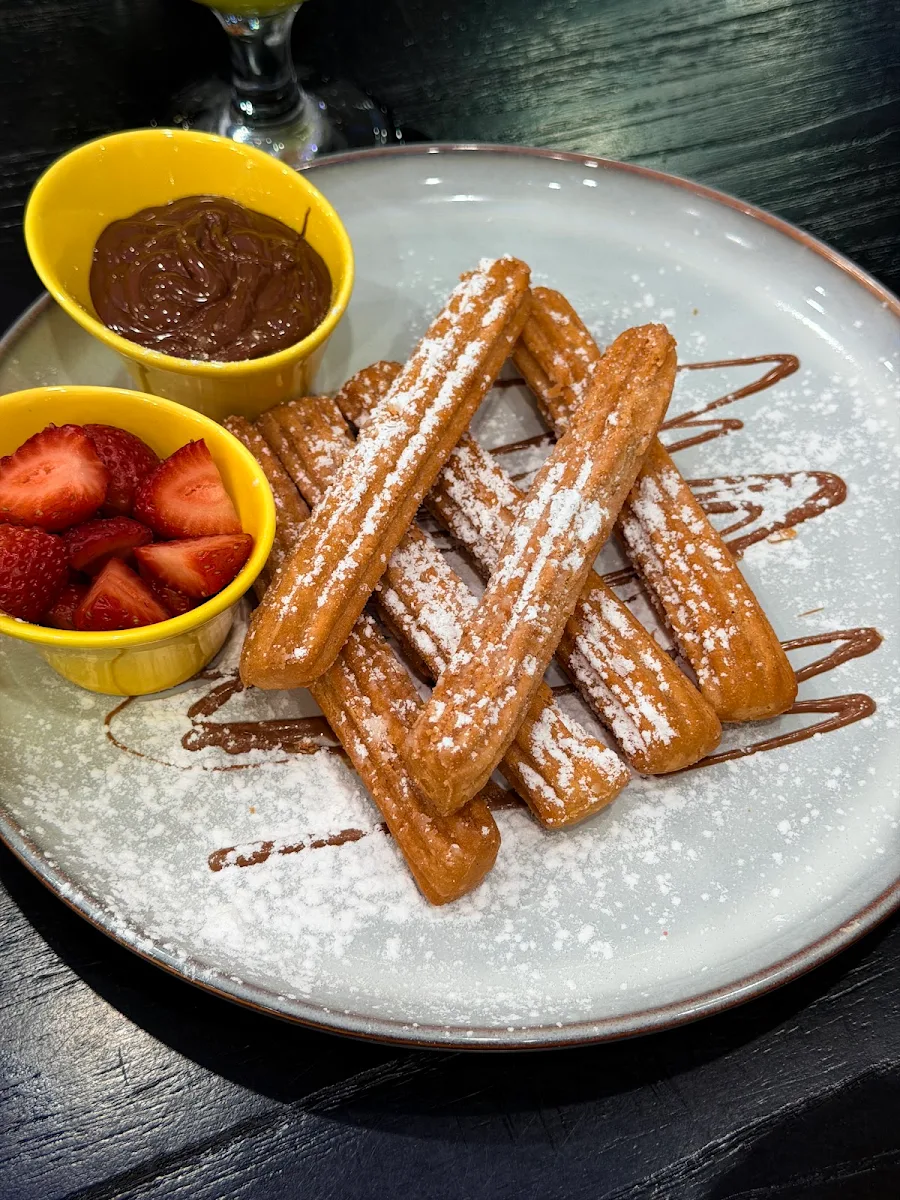 Food & drink, Manoushka