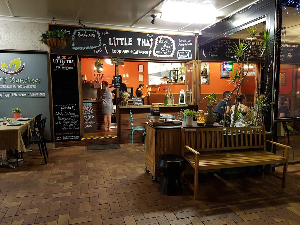 Vibe, Little Thai Restaurant Everton Park