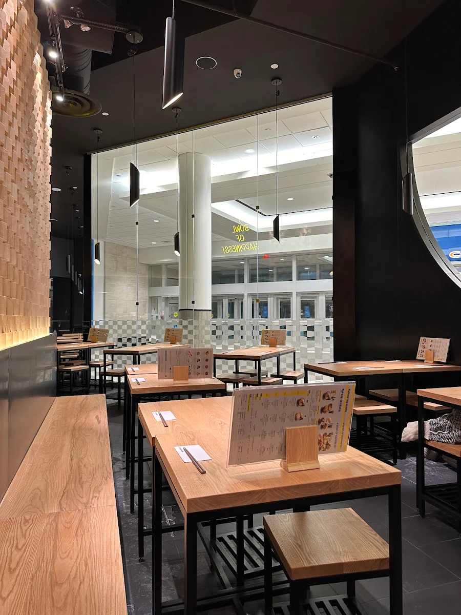 Vibe, KINTON RAMEN MARKVILLE