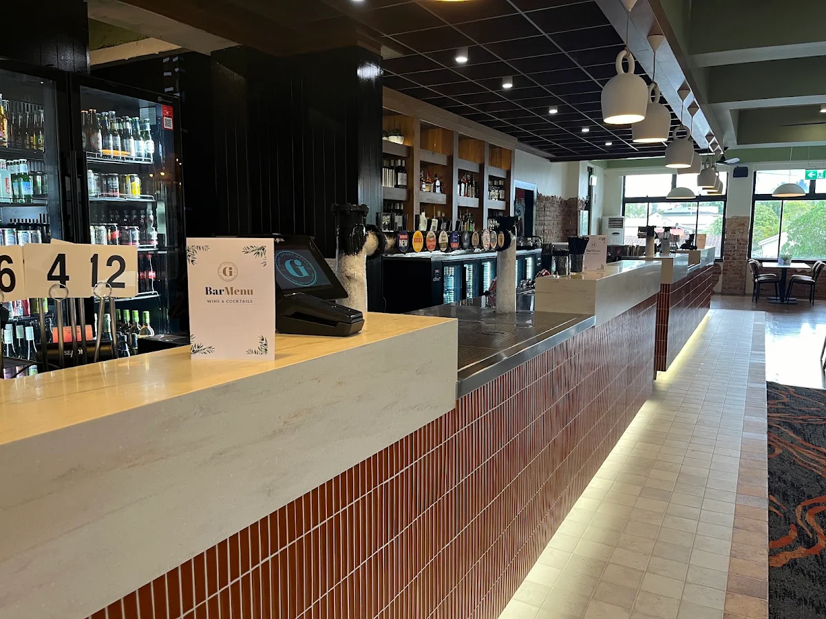 Vibe, Good Intent Hotel