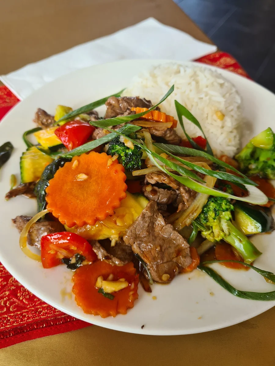 Food & drink, Hot Wok Thai