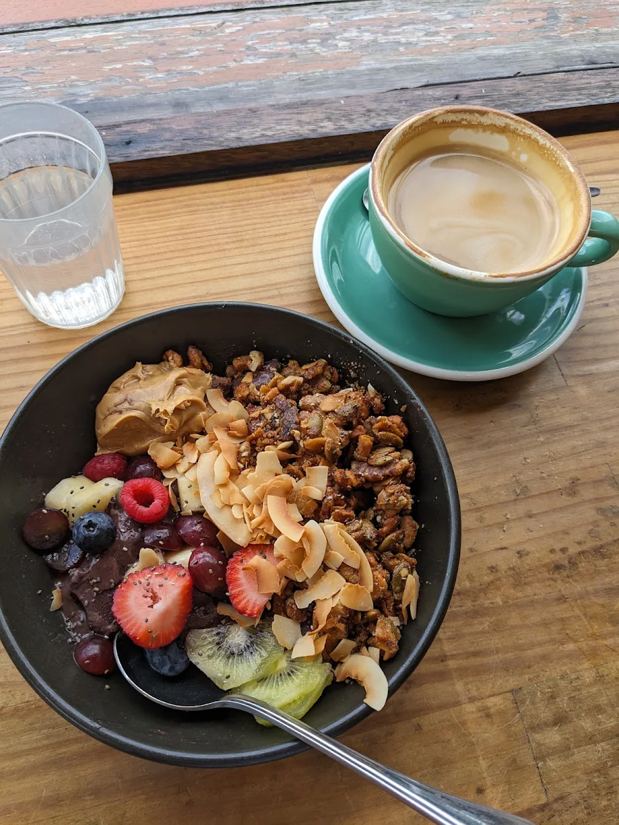 Food & drink, M.Y. Roasting Cafe