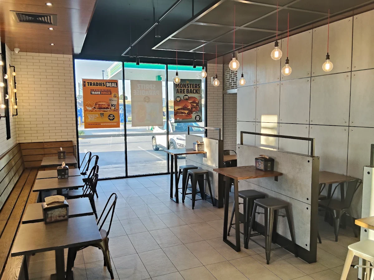 Vibe, Carl's Jr. Kelso