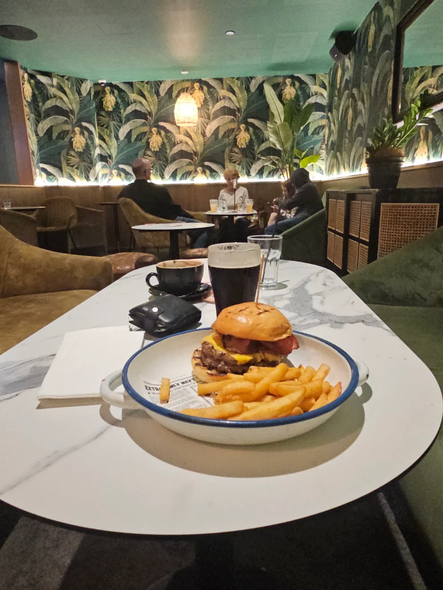 Food & drink, The Shorty Hotel