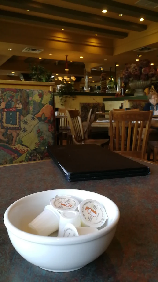 Food & drink, Romeo's