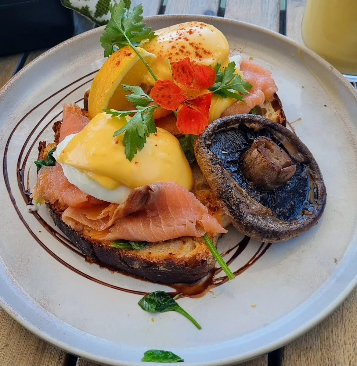 Food & drink, The Happy Wife