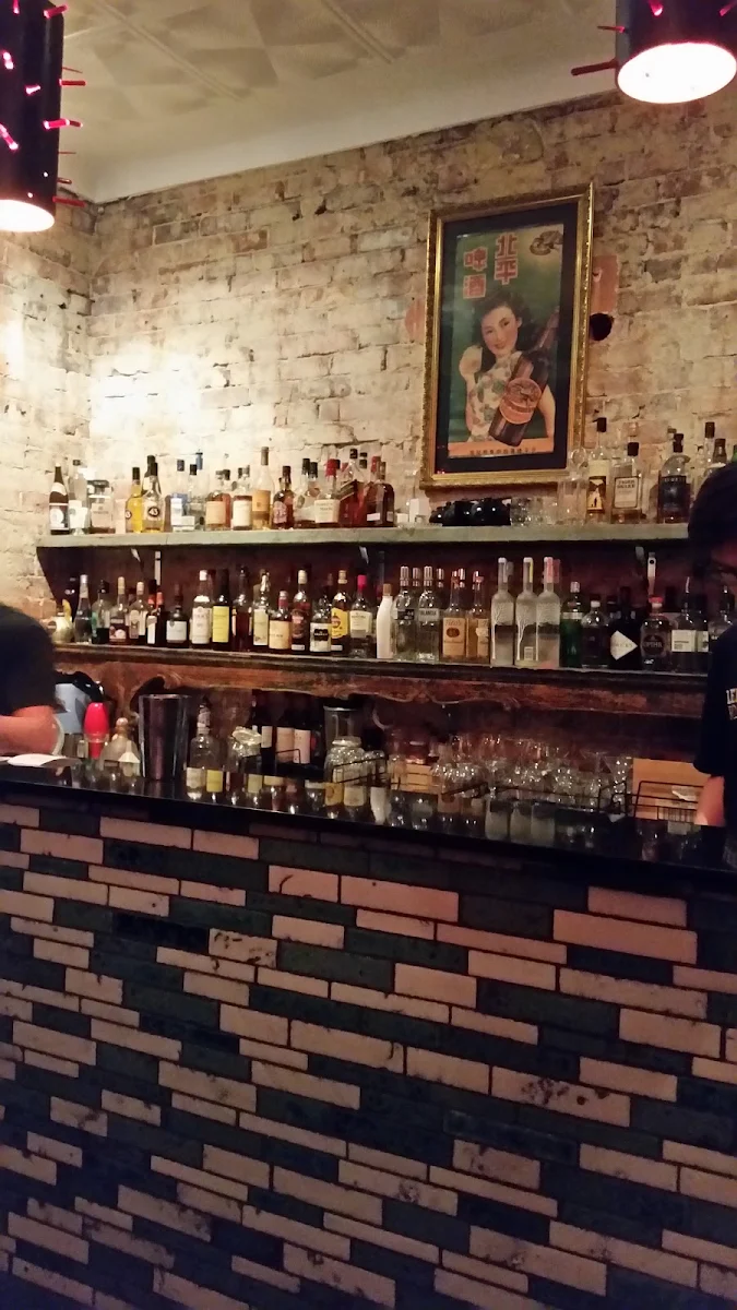 Vibe, Kitsch Bar Asia
