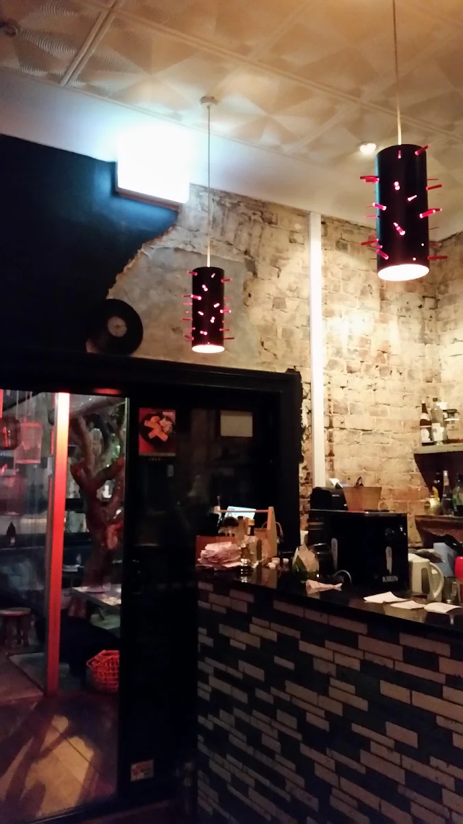 Vibe, Kitsch Bar Asia