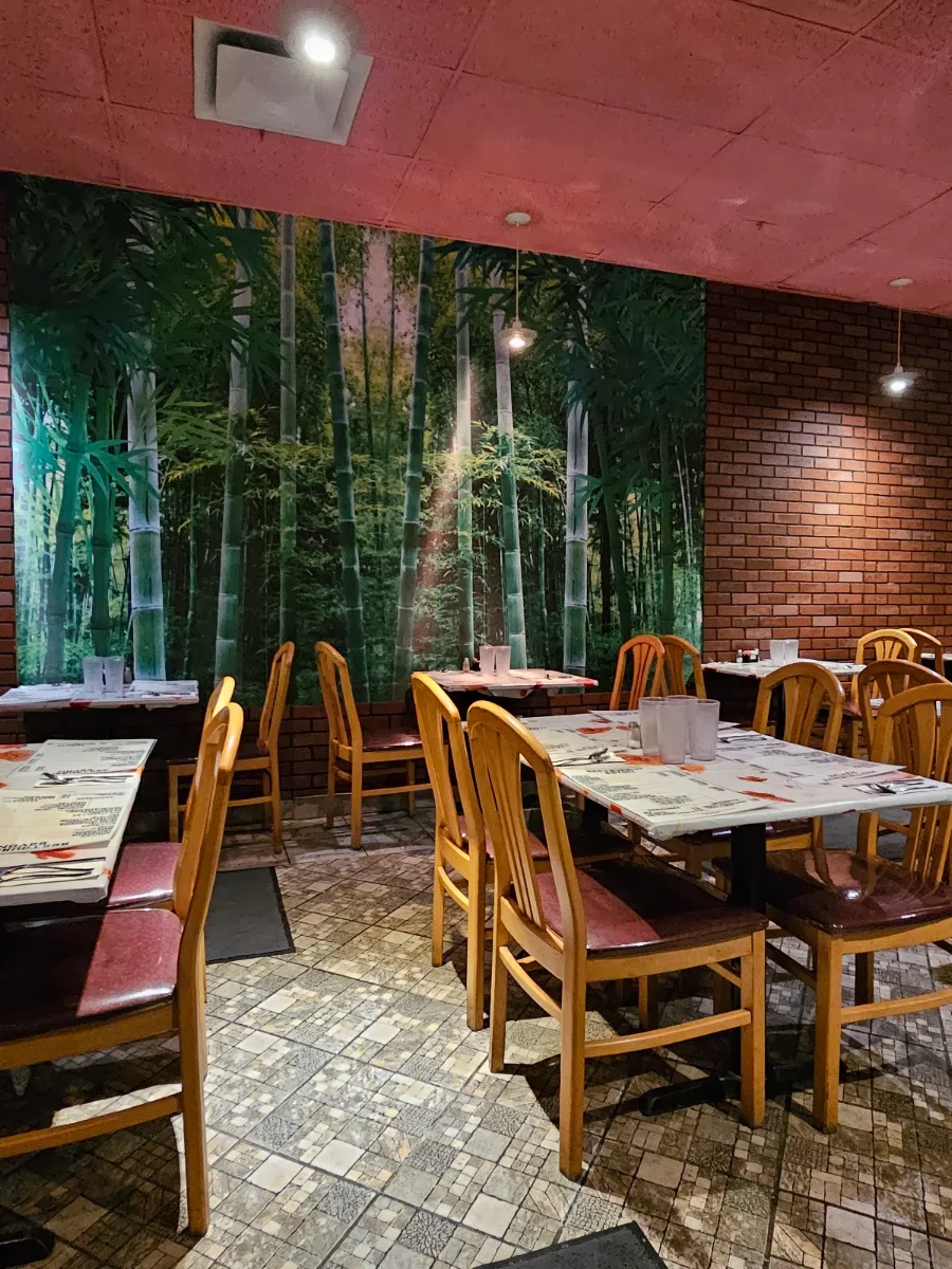 Vibe, Restaurant Bayon