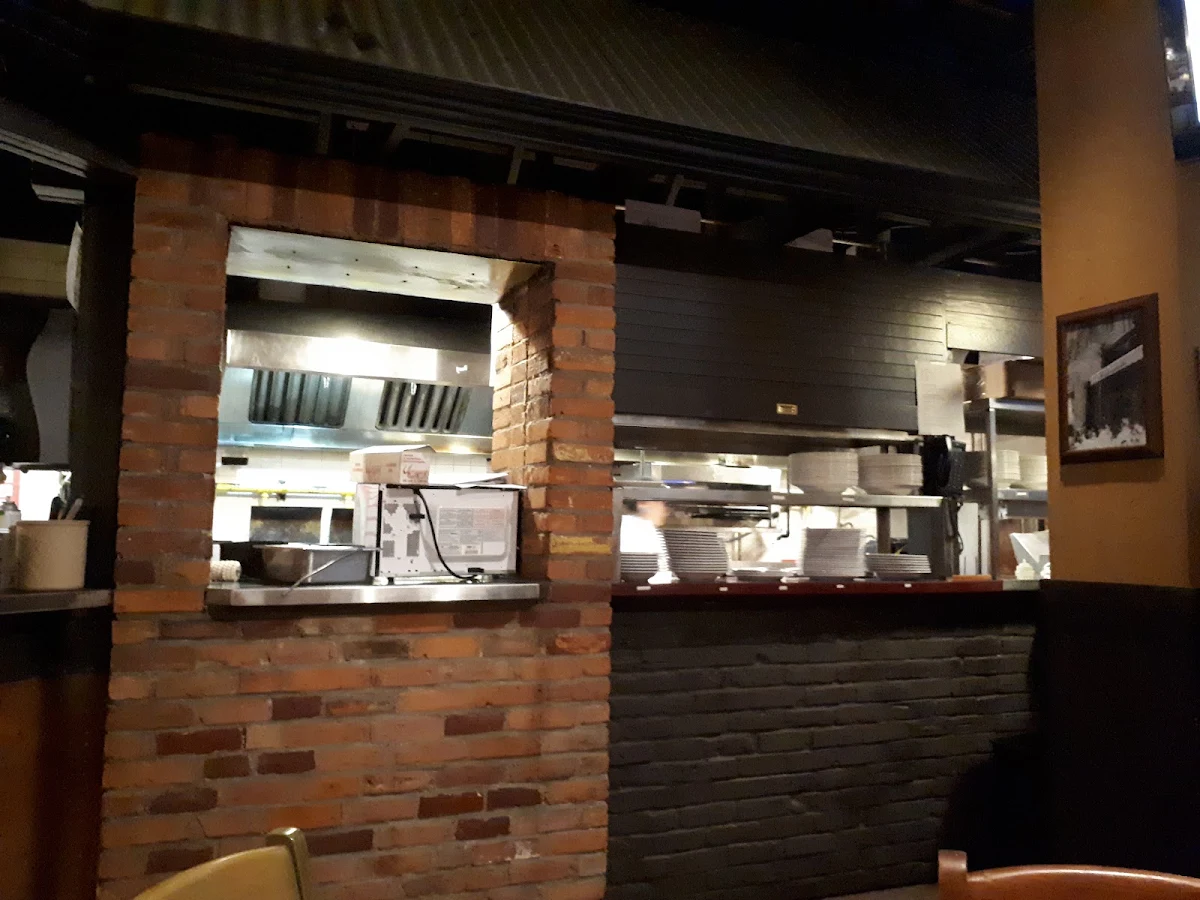 Vibe, East Side Mario's