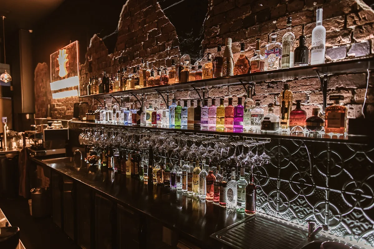 Vibe, Places Bar & Tapas